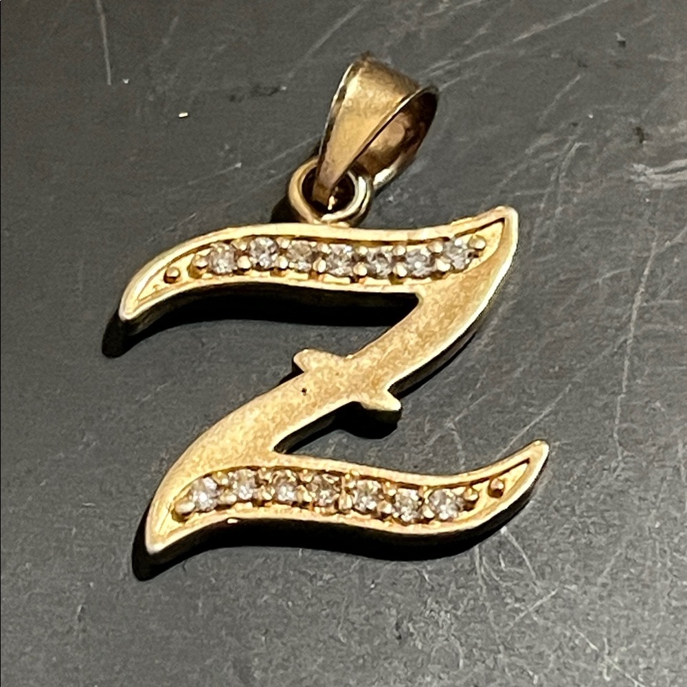 Elegant Gold Initial Pendant with Crystals